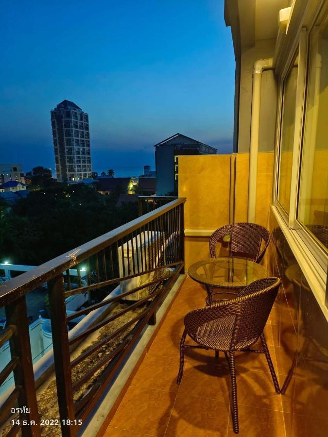 Trio Gems Condo, Pattaya Thailand جومتين بيتش المظهر الخارجي الصورة